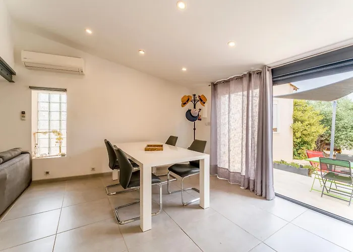 En Provence Apartment *